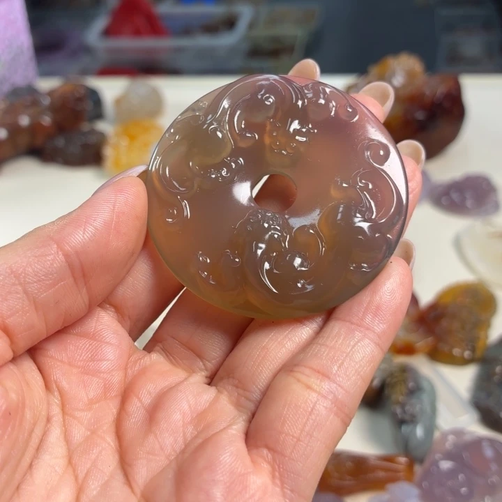 未镶嵌颈饰玛瑙/玉髓