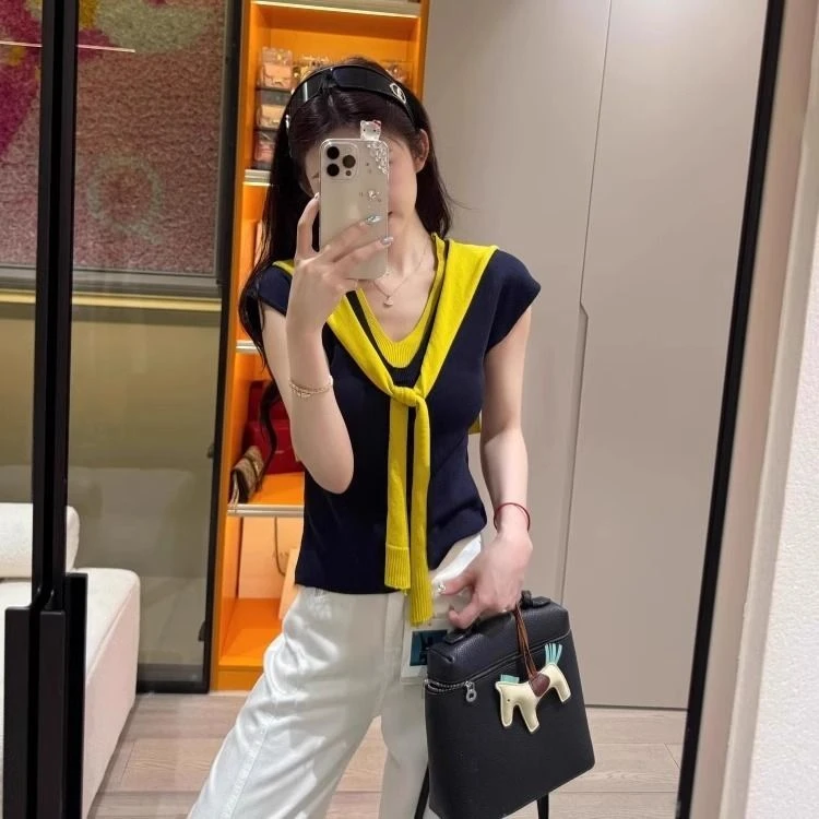 假两件坎肩上衣v领披肩修身显瘦气质冰丝短袖针织衫女夏法式韩系