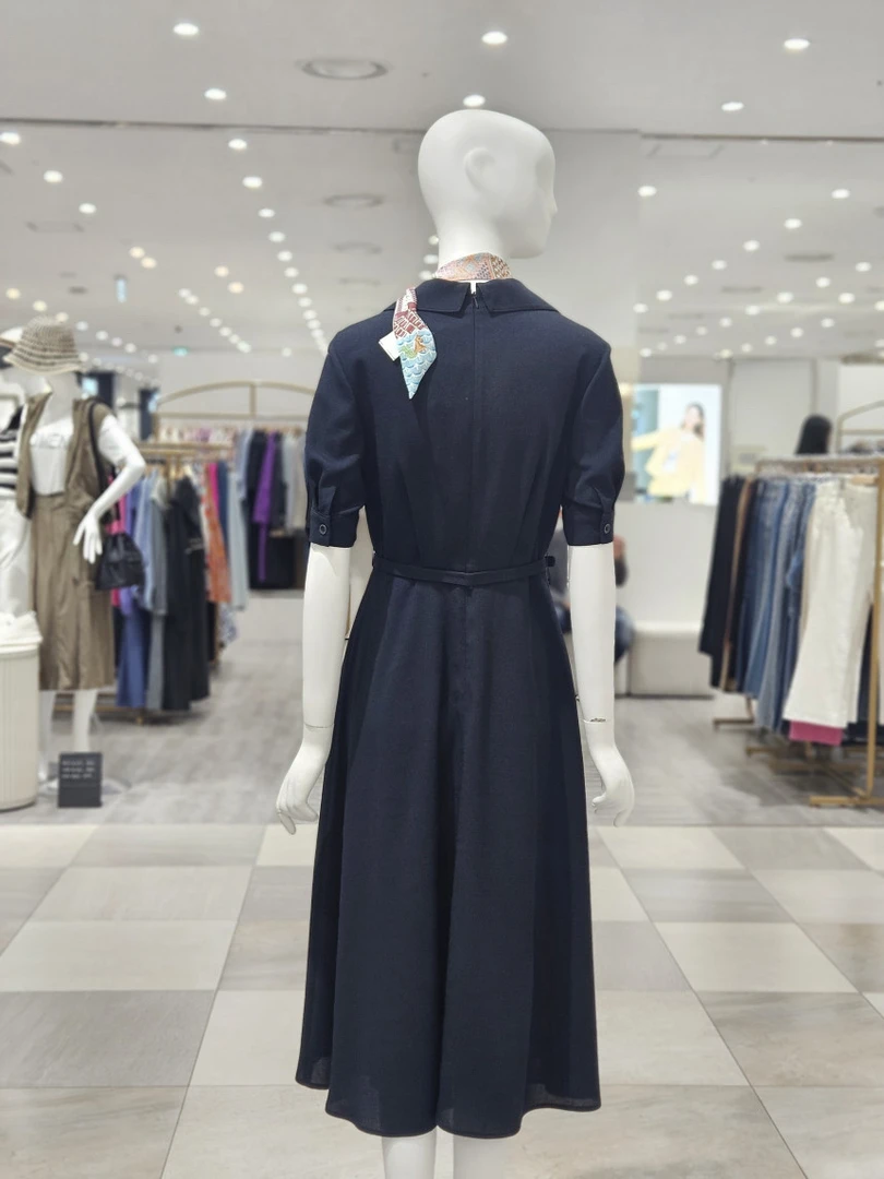 春夏新款连衣裙蓝色翻领