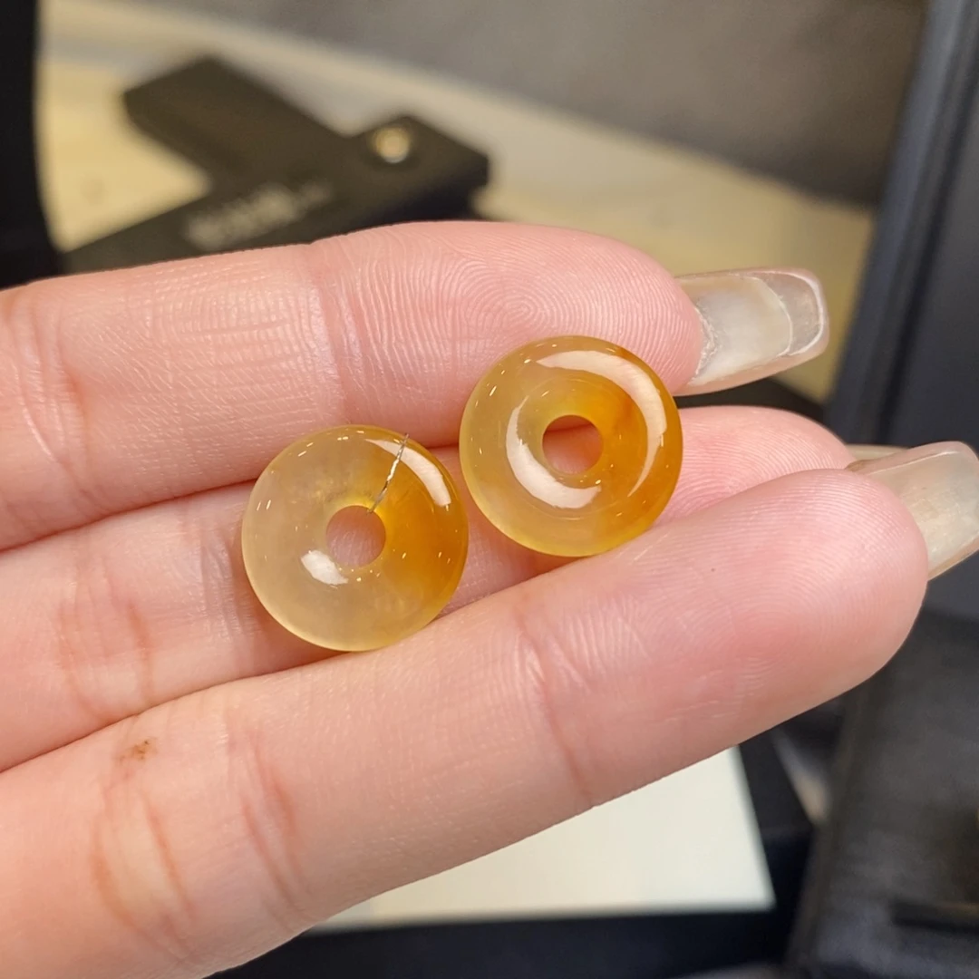 翡翠耳饰未镶嵌冰红翡甜甜圈