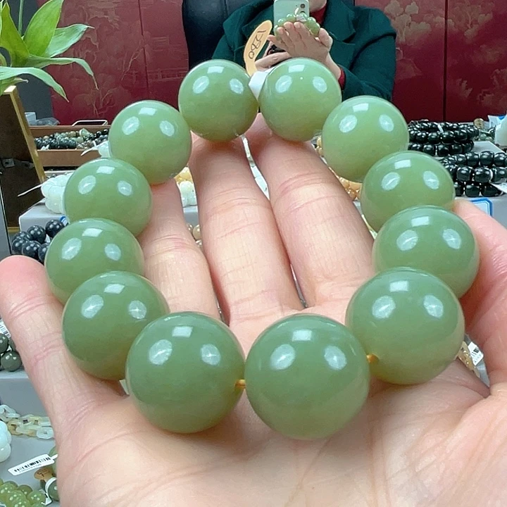 和田玉未镶嵌手串