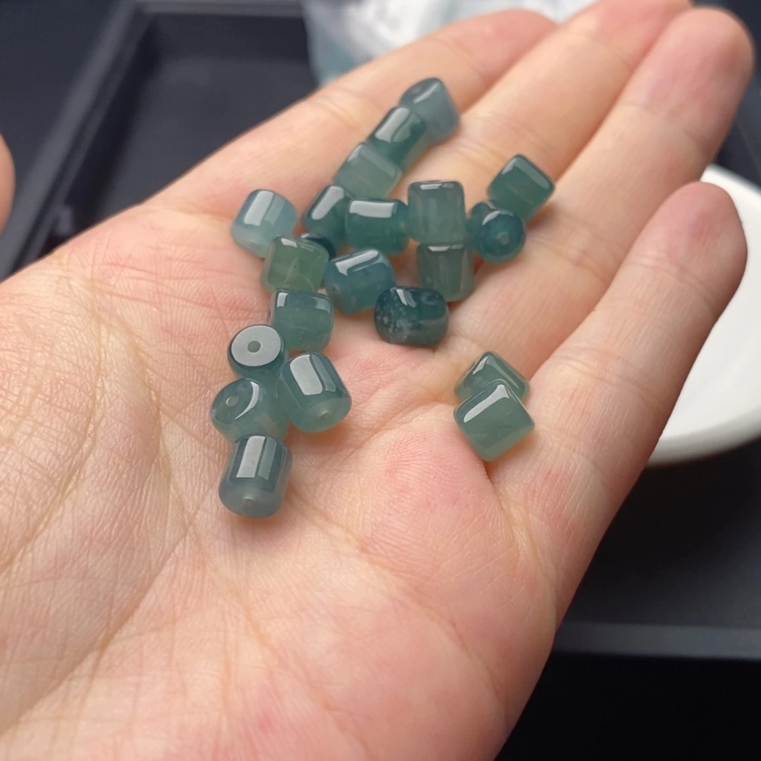 翡翠未镶嵌手链配饰