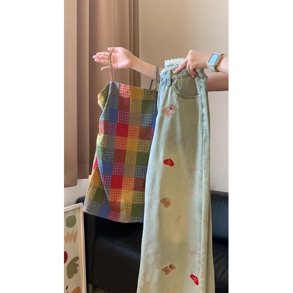 韩里韩气穿搭套装女撞色吊带背心小熊印花牛仔裤2025超火夏装套装