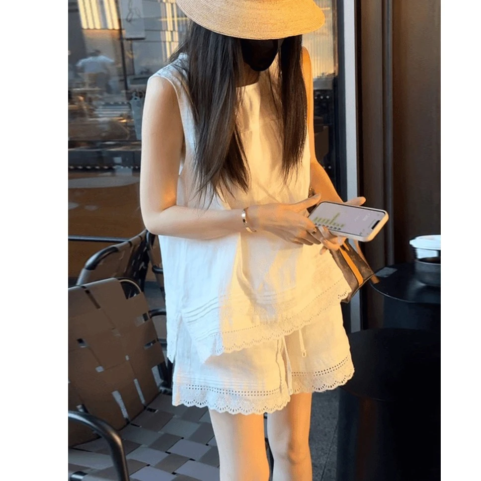 夏装穿搭一整套炸街减龄时尚大方得体高级感白色无袖衫两件套装裤