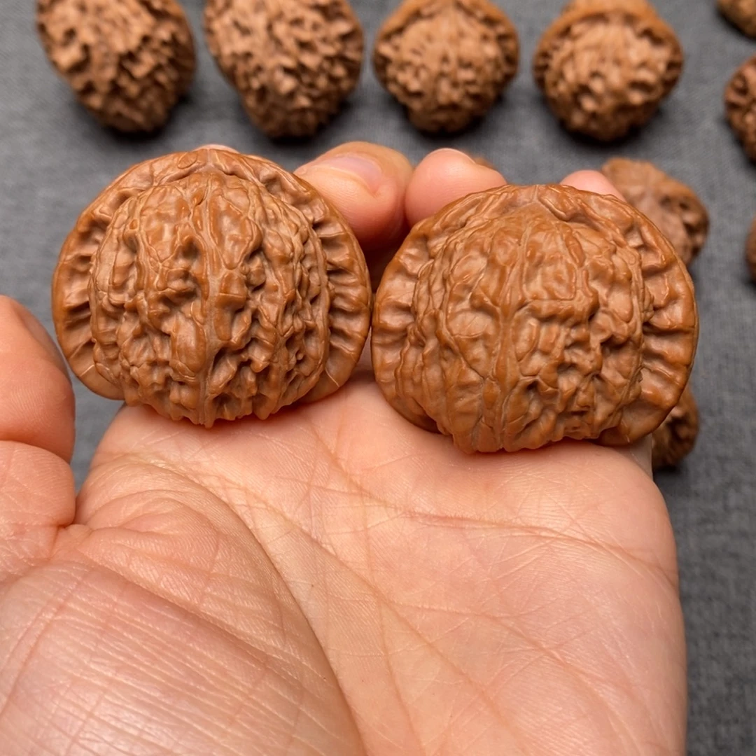 何***弌吊坠文玩核桃白狮子