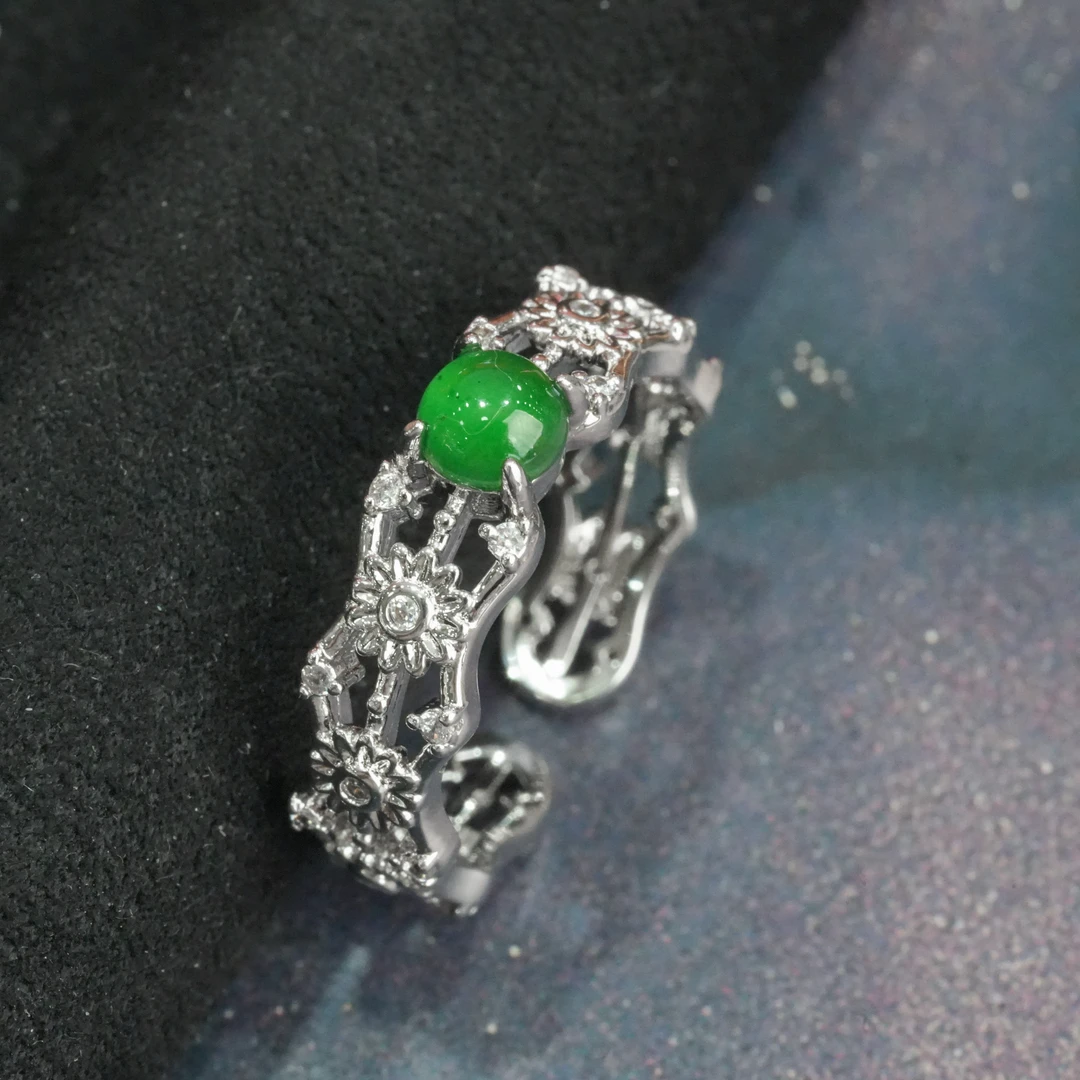 天然A货翡翠蛋面戒指精美镂空设计多样性发时尚气质精致百搭豪镶