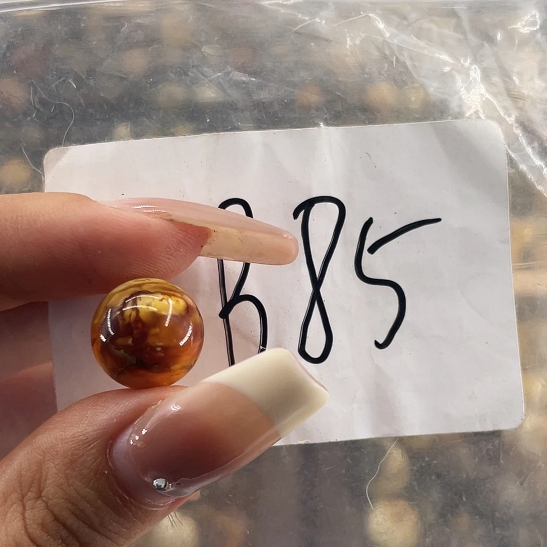 琥珀未镶嵌裸石12.8福利