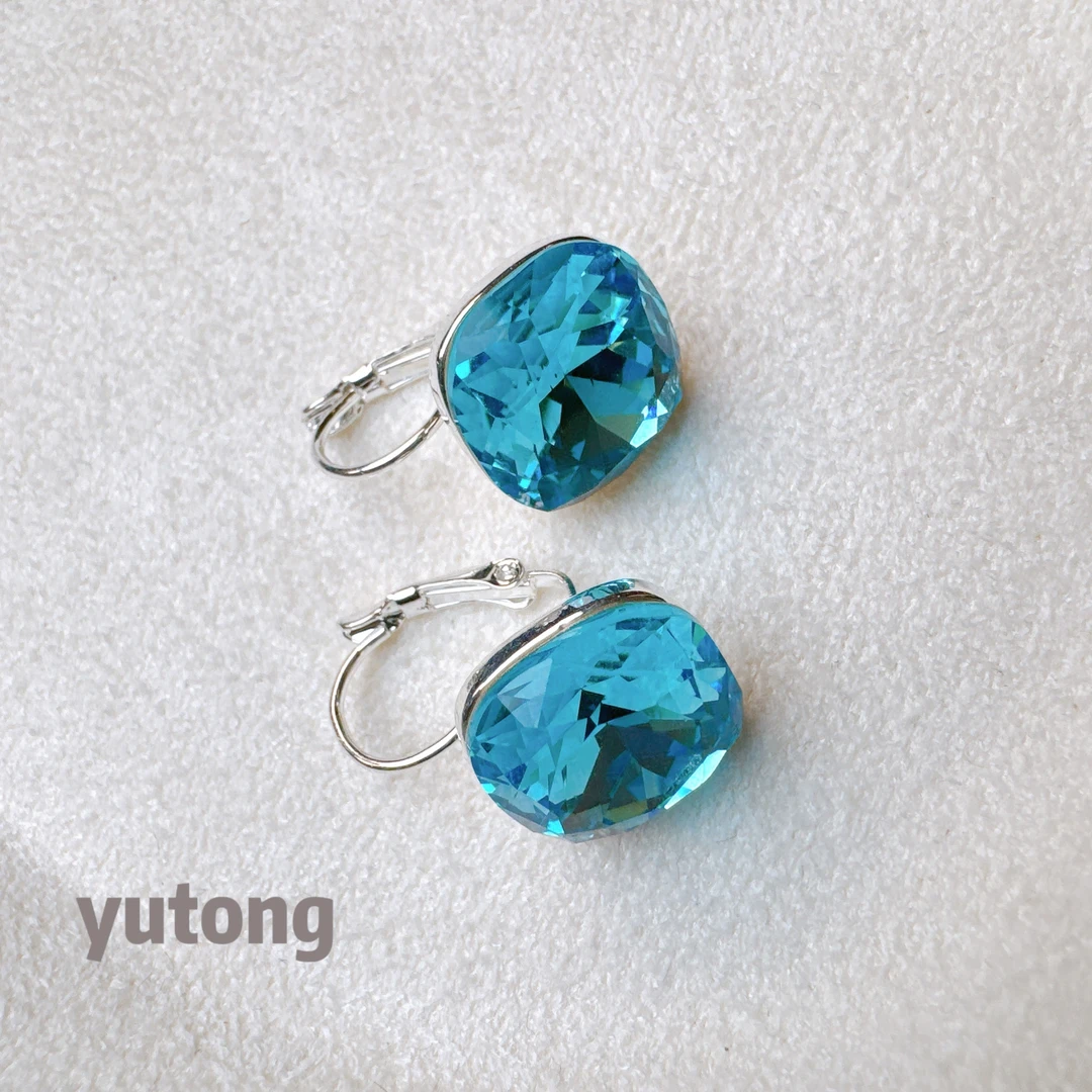 铜合金锆石耳饰 【雨桐轻奢饰品】设计款耳环YT01913