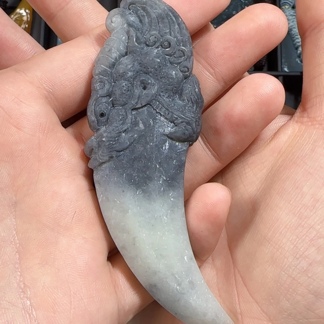 花***流定制翡翠未镶嵌龙牙