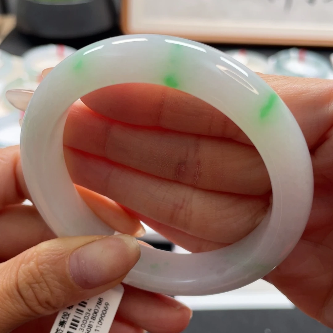 【闪购商品】翡翠手镯（贵妃镯）未镶嵌阳春白雪绿丝5657圈45号