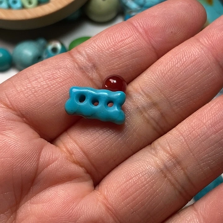 南红玛瑙未镶嵌颈饰