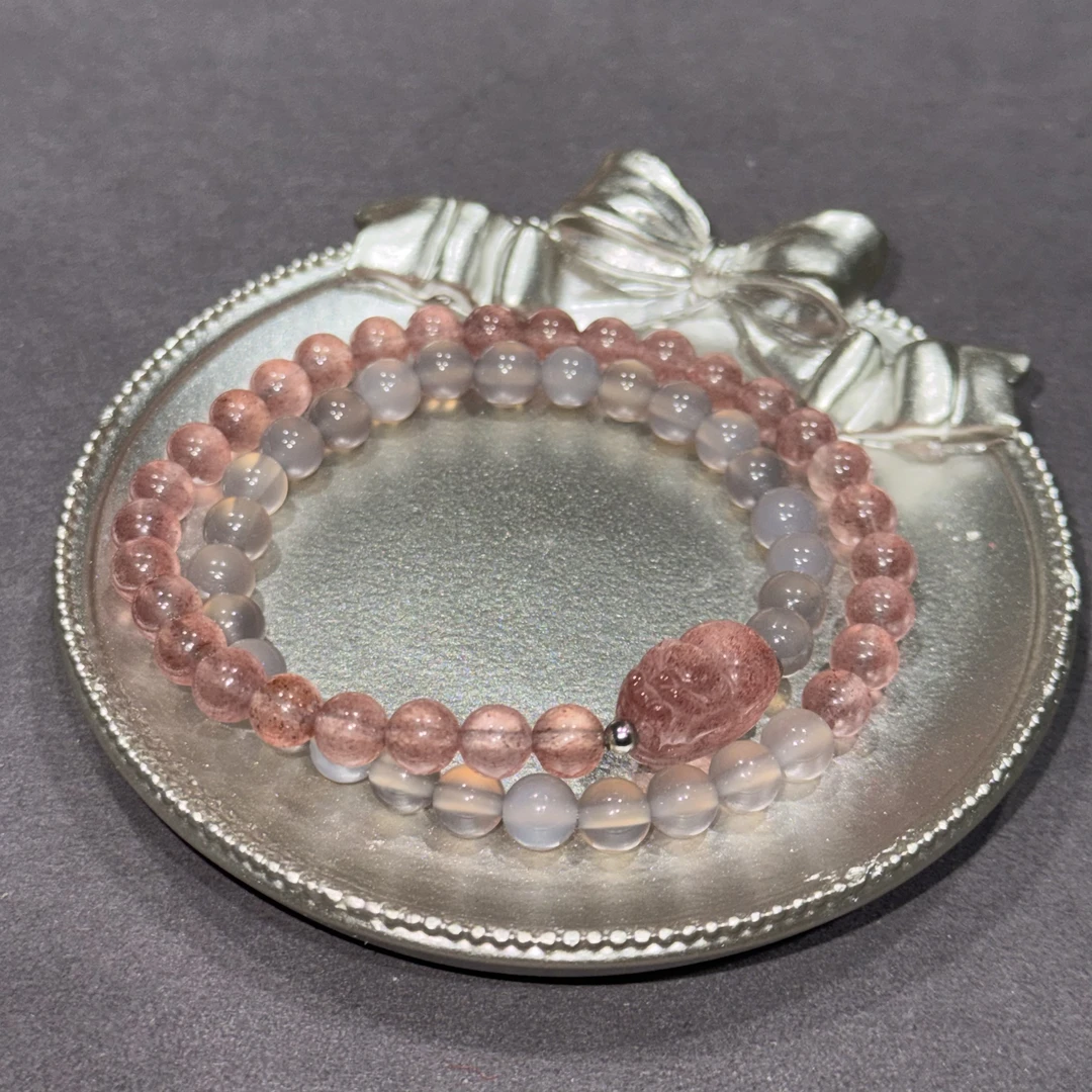 【玉晶灵·草莓酱】玉髓白水体草莓晶ins风手串甜美天然粉