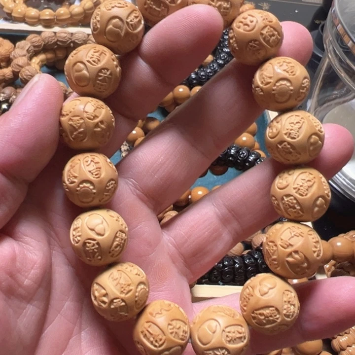 ****叔吉言猴头核桃15左右