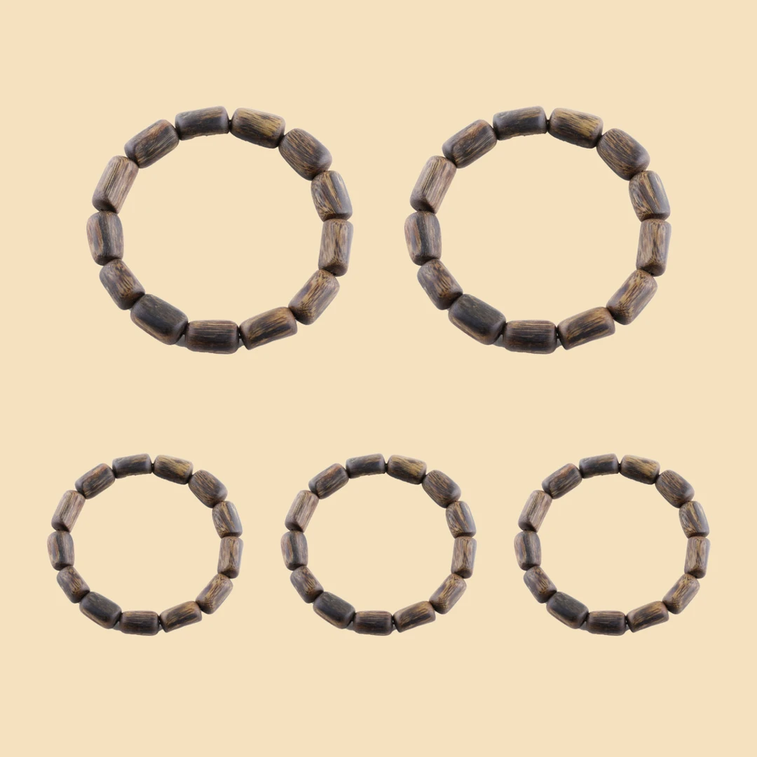 海南莺歌绿奇楠火麒麟单圈随形多样性发一沉香手串025135