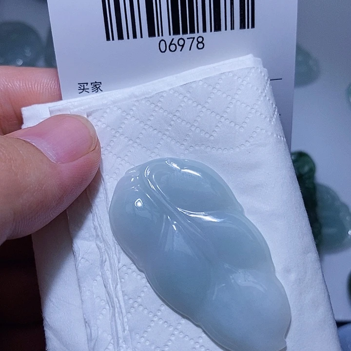 翡翠未镶嵌颈饰天光墟翡翠市场现金代购