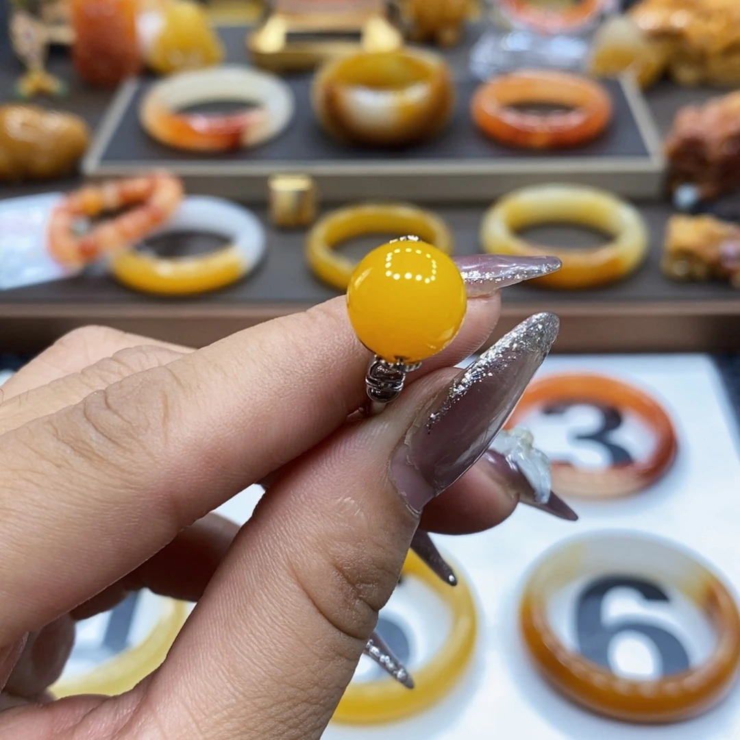 合金石英岩玉戒指