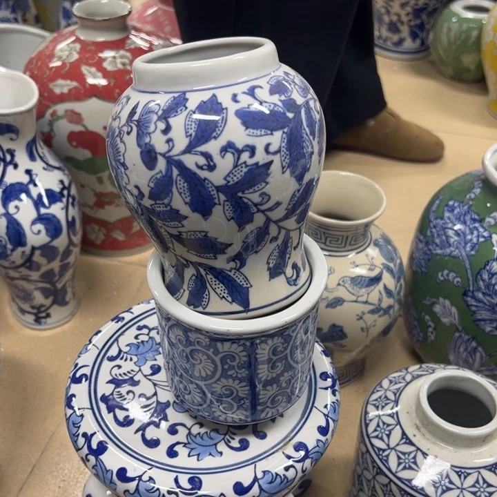 Y***西瓷片微瑕。。。。。。。。。。。。。。。