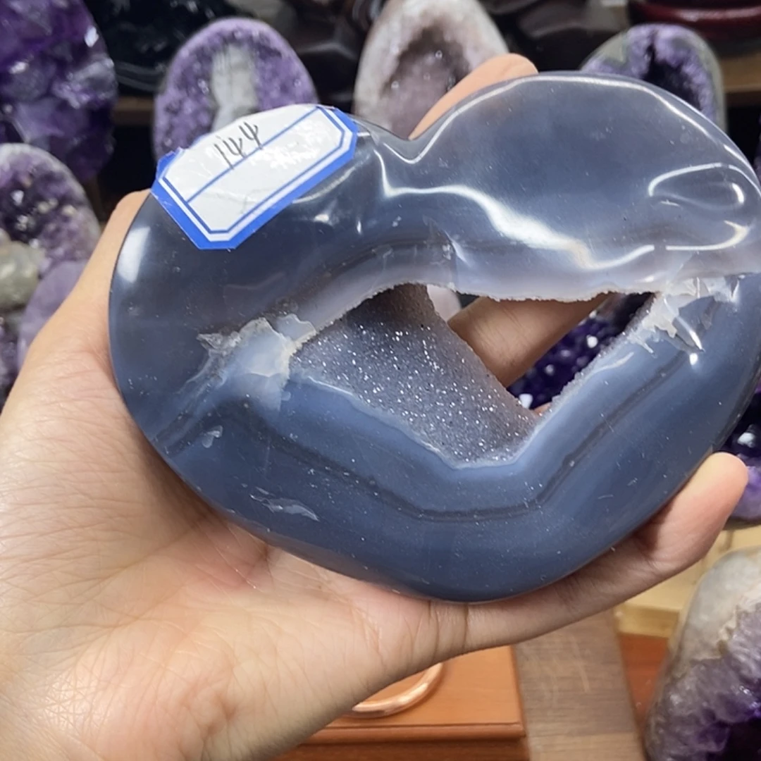 紫晶未镶嵌大型摆件（非配饰）