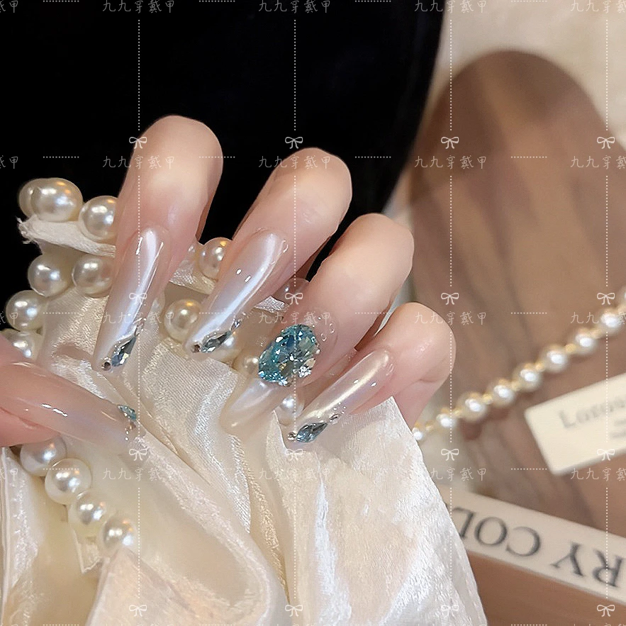 【巴厘岛】轻奢显白纯手工穿戴甲光疗冰透渐变纯欲四季流行10片装