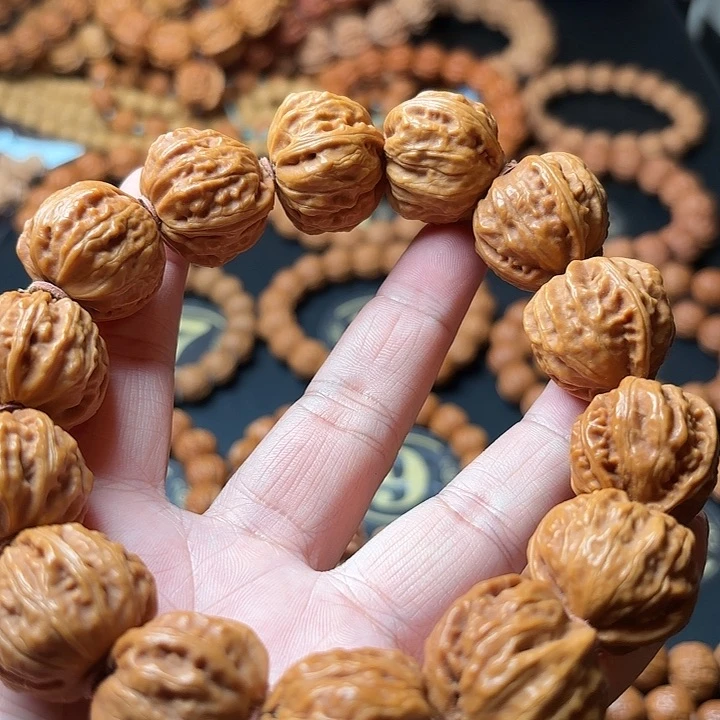 文玩核桃手串野生