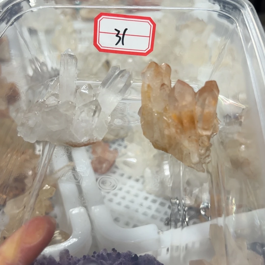 蜜****未镶嵌珠宝半成品水晶