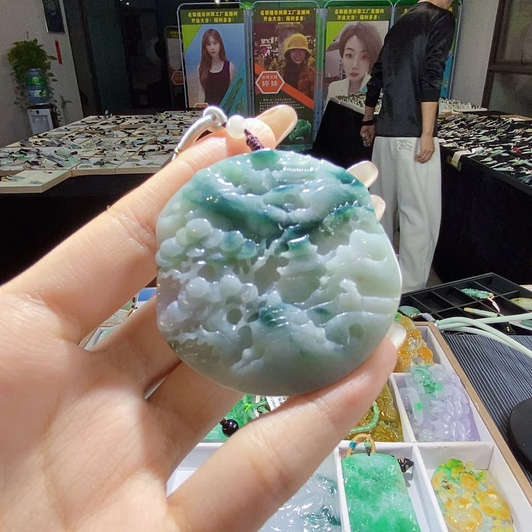 颈饰未镶嵌翡翠翡翠