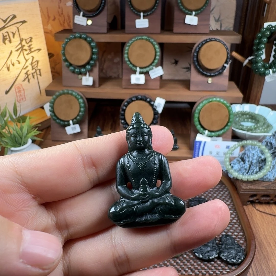 哎***韦颈饰未镶嵌和田玉（糖玉）