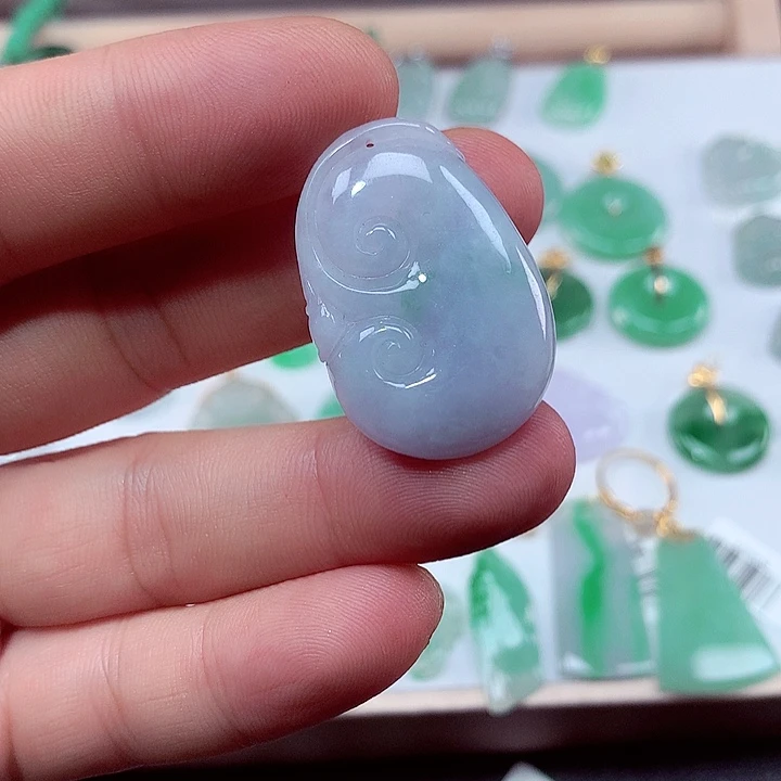 颈饰未镶嵌翡翠吊坠