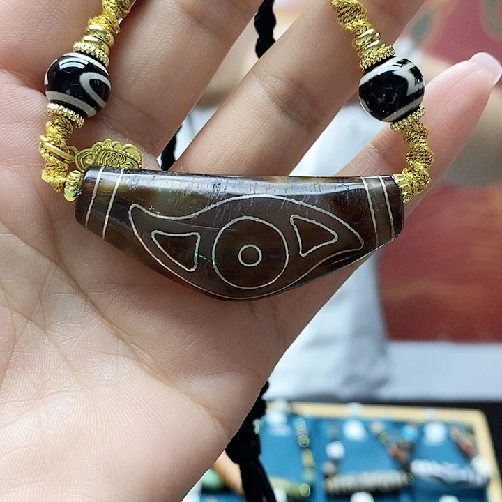 玛瑙/玉髓（覆膜）颈饰合金