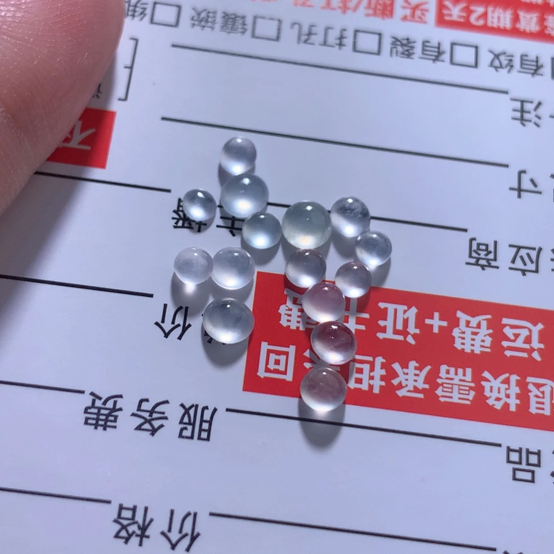 翡翠未镶嵌颈饰缅甸