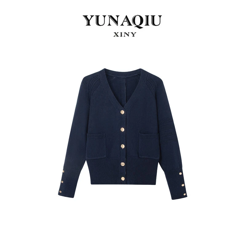 温柔V领针织开衫秋季百搭时尚简约百搭设计师复古通勤D205