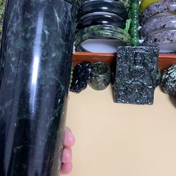蛇纹石玉未镶嵌高冰药王石水杯