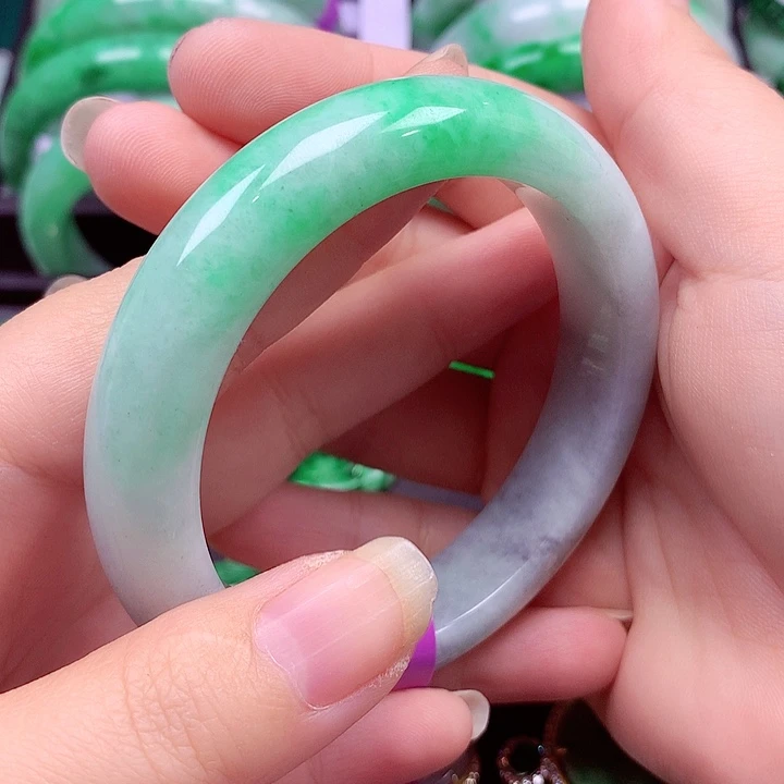 翡翠未镶嵌手镯翡翠手镯