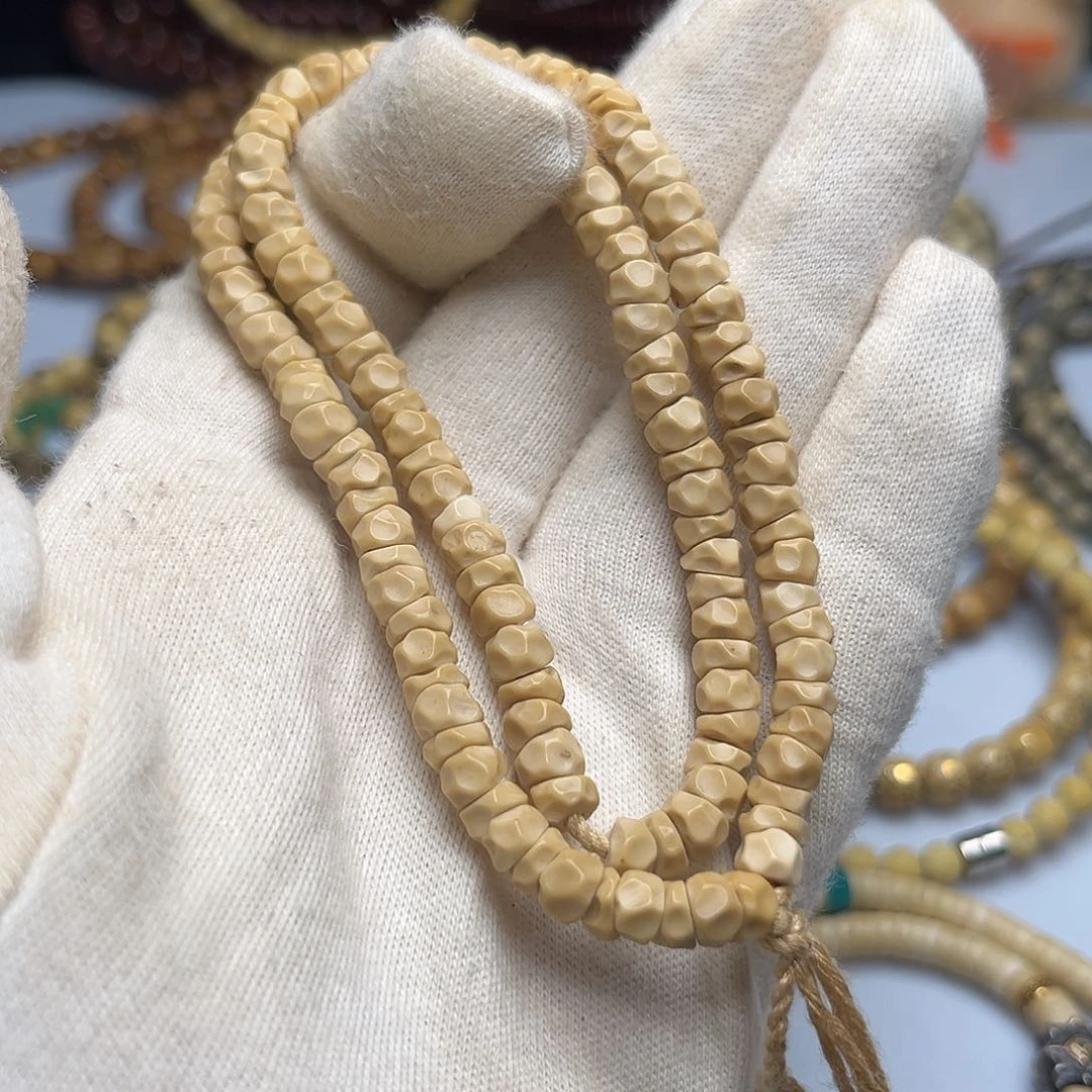 自***装星月菩提吊坠6无星燃烧机