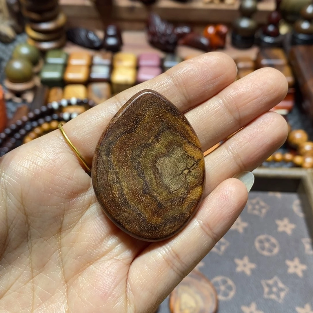 心***筑木黄花梨新料木块一个