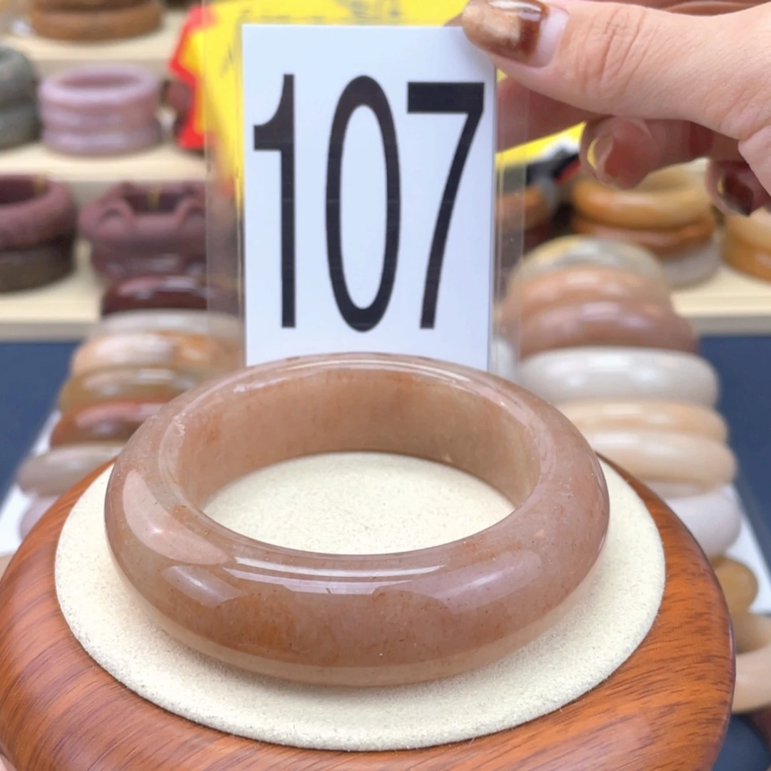 【闪购商品】石英质玉手镯未镶嵌