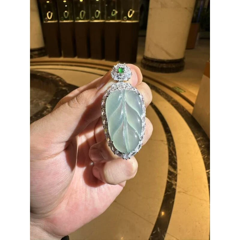天然A货翡翠JJB07叶子吊坠多样性发一