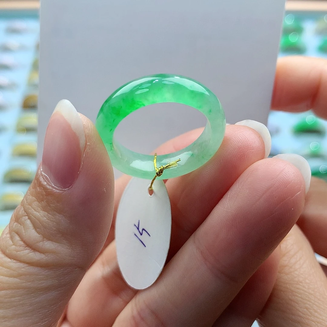 翡翠戒指未镶嵌15圈