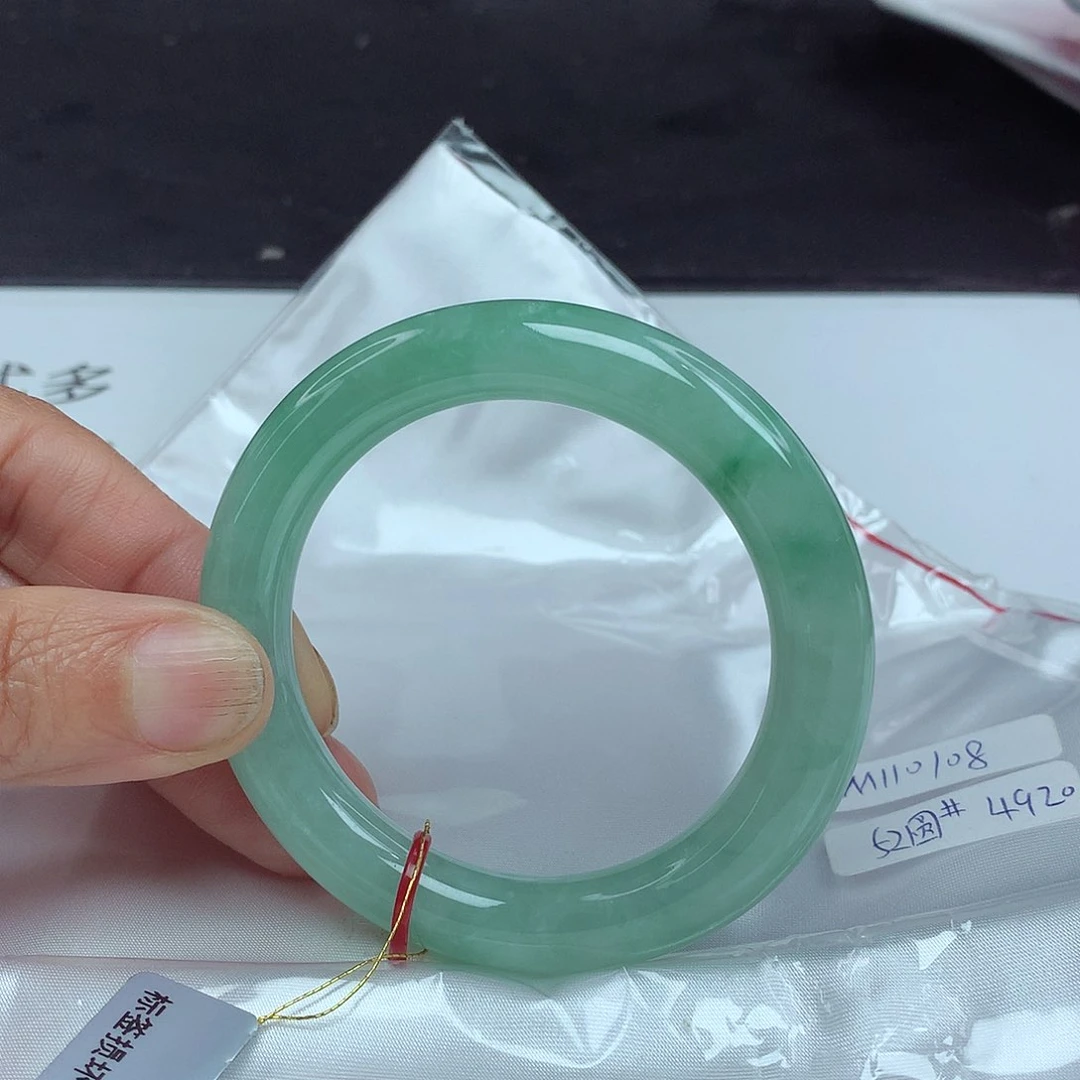 翡翠手镯未镶嵌52圈0108