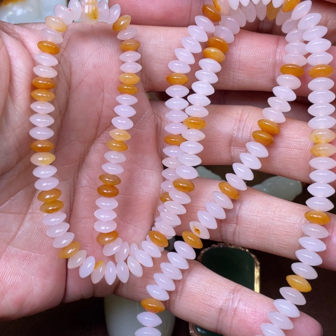 和田玉未镶嵌车挂