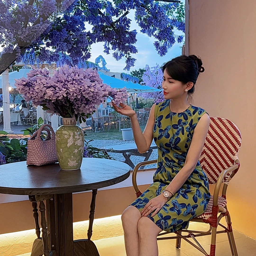 【抹夏森林】 AN053 安妮老板 气质显白设计感有口袋无袖连衣裙