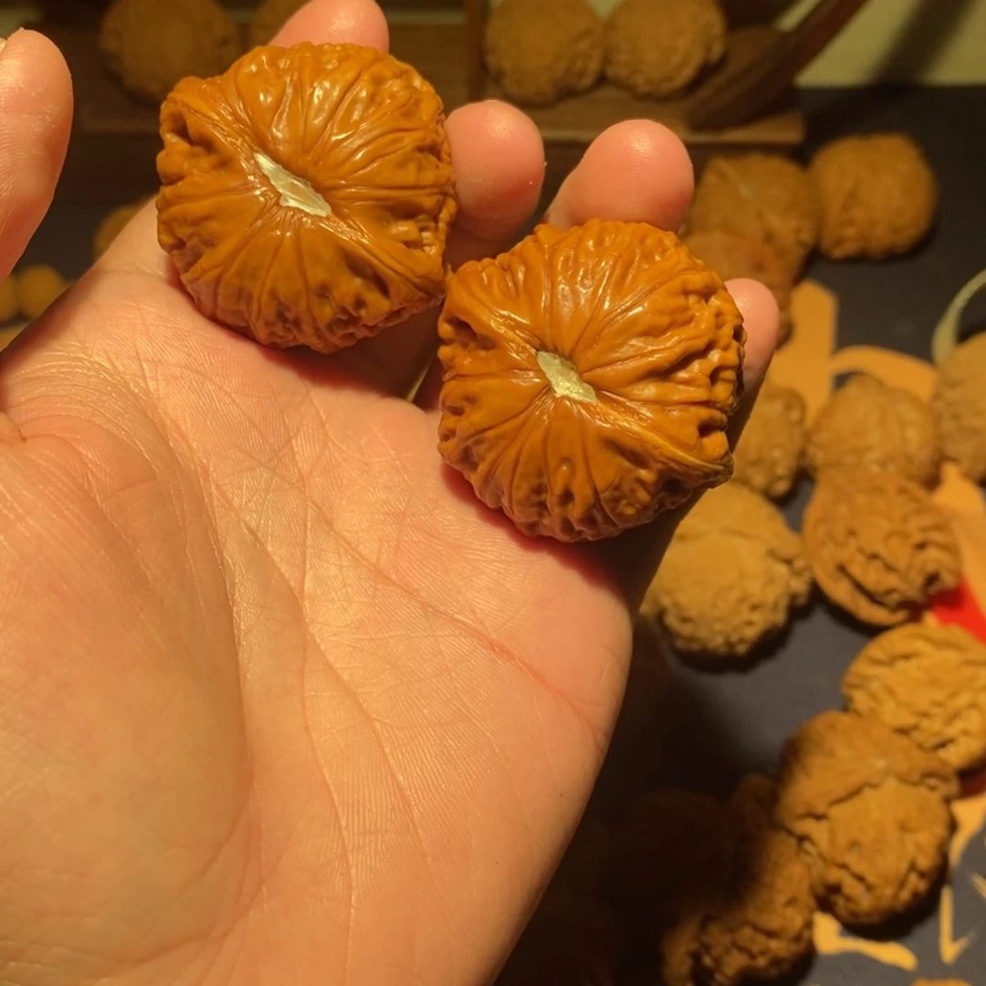 _****.文玩核桃铁锤福利