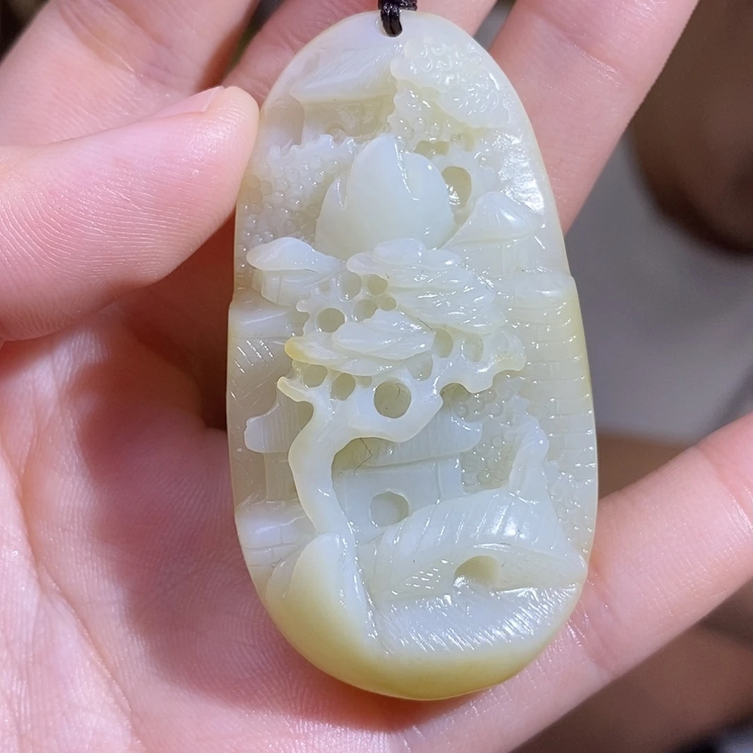 和田玉未镶嵌颈饰