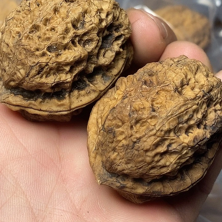 文玩核桃把件志成云铁文玩62