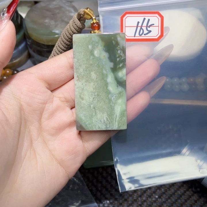 和田玉和田玉边角料随机发未镶嵌