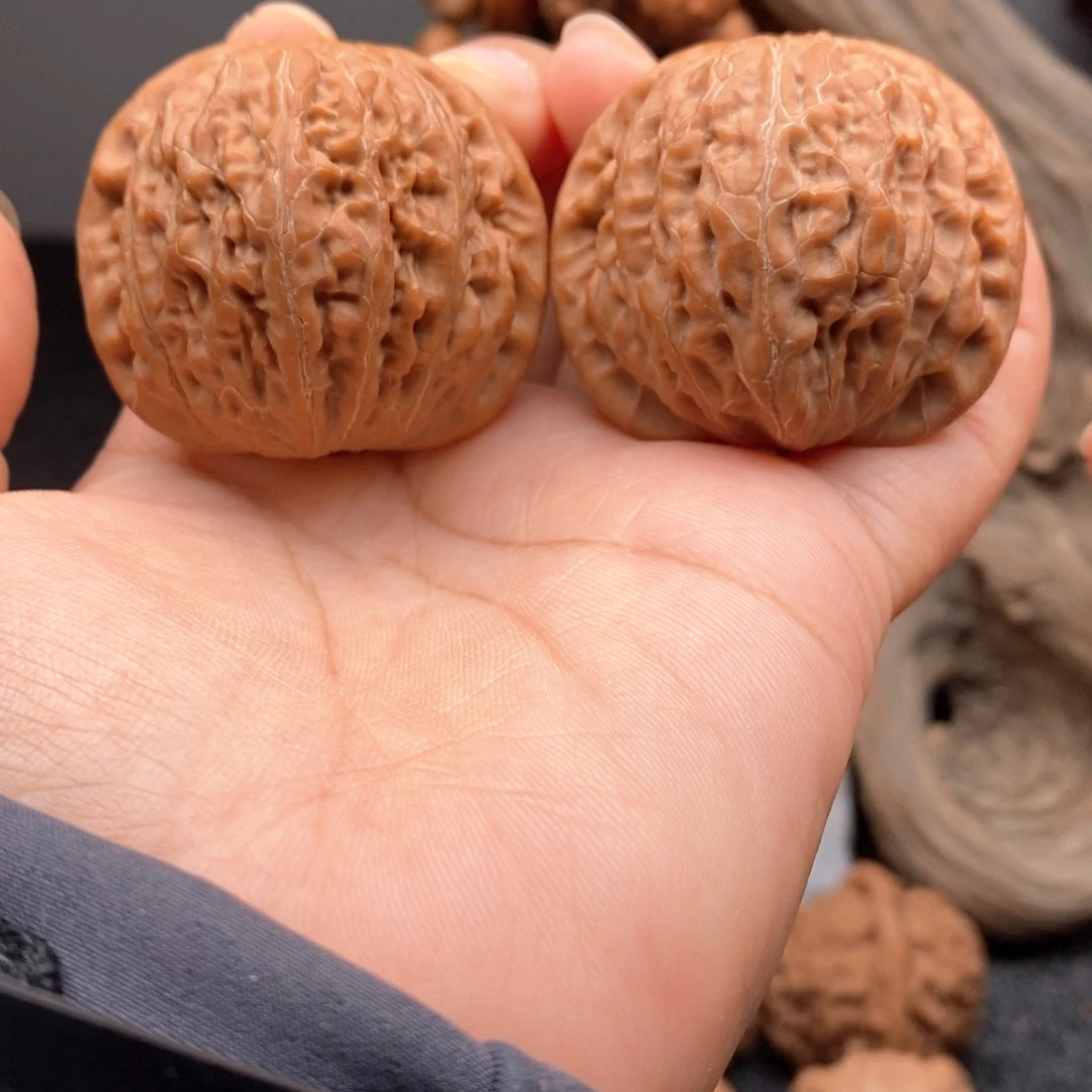 文玩核桃把件43铁锤