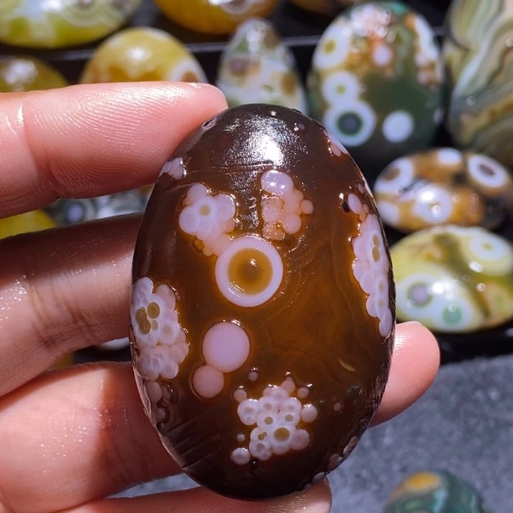 玛瑙/玉髓未镶嵌珠宝半成品61