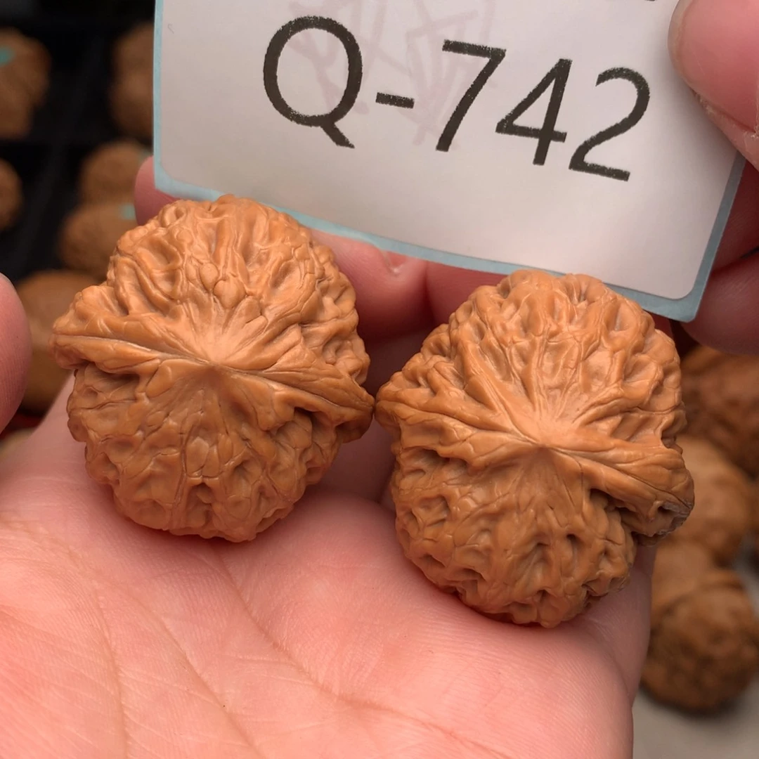 文玩核桃把件35铁锤…….