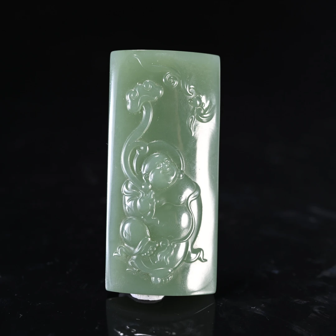 Lot8811 2510180081和田玉碧玉虎虎生威挂坠/保利