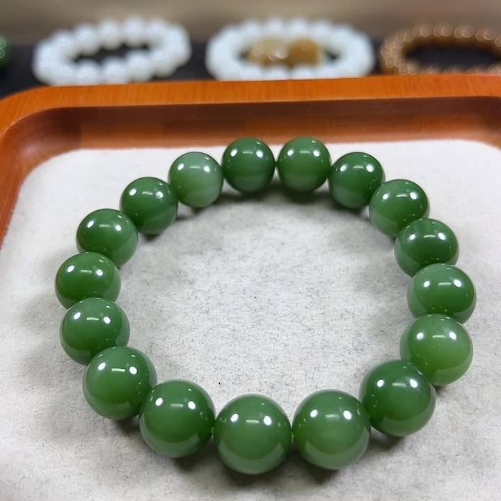 和田玉（碧玉）未镶嵌手链